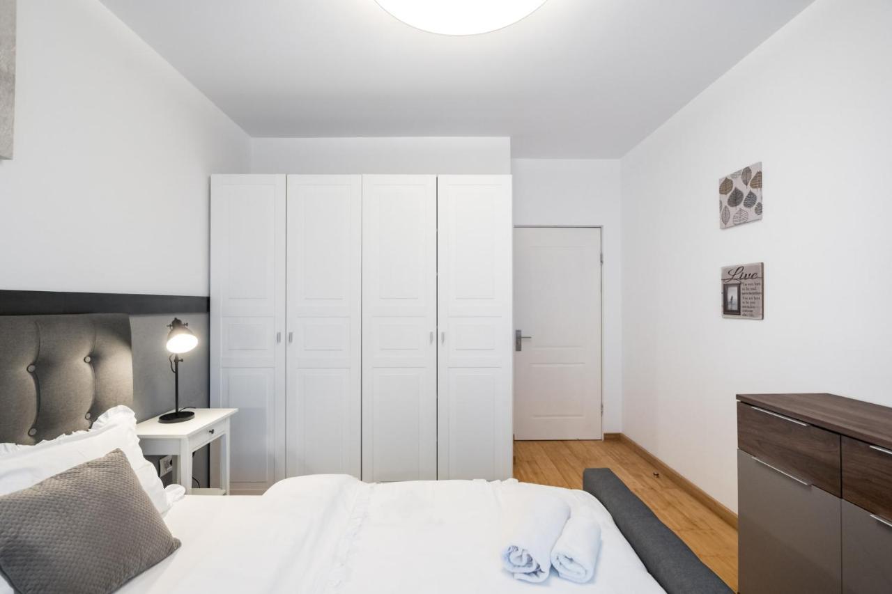 Happy Bubble I Timpuri Noi 1Br Apt 4 Ppl Bucharest Exterior photo